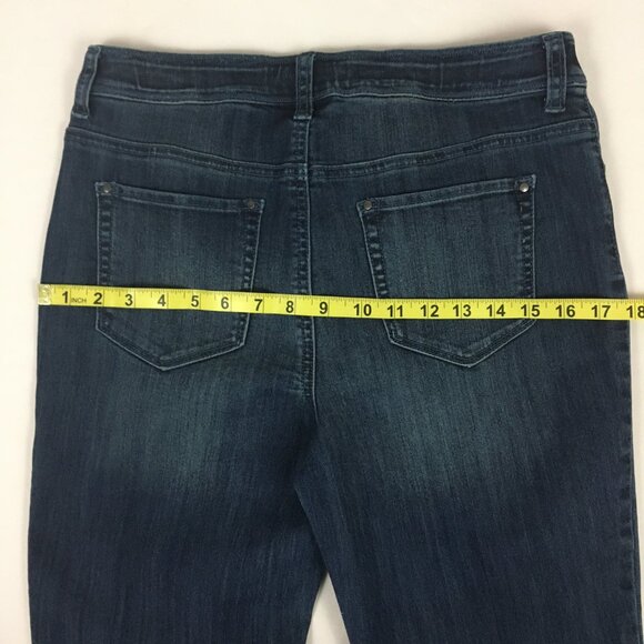 Chico's Fabulously Slimming Jeans Size 0 - Picture 9 of 12